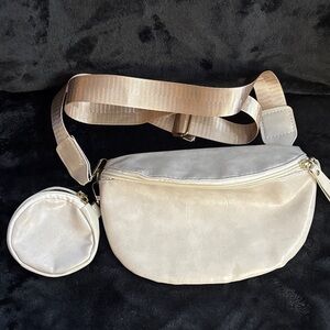 Belt bag Fanny pack with matching coin purse and adjustable strap, cream colored